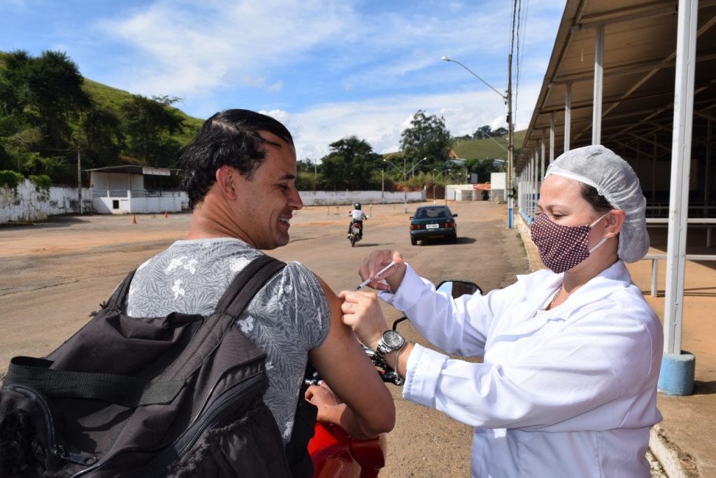 vacinaçao adultos Manhuaçu gripe influenza