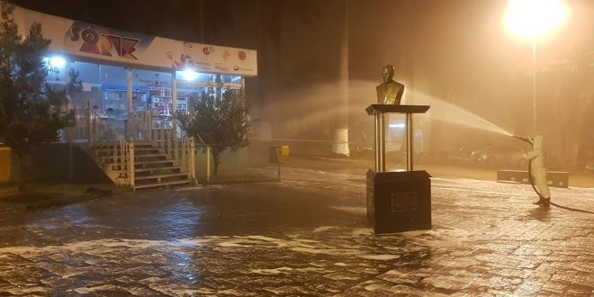 higienização Praça Dr Cesar Leite