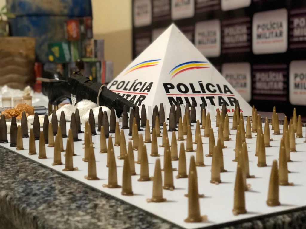 apreensão drogas, arma e munição Mutum