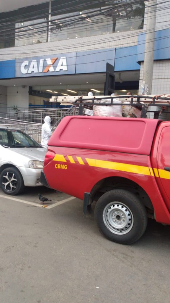 Bombeiros COVID-19 desinfecção Caixa Manhuaçu