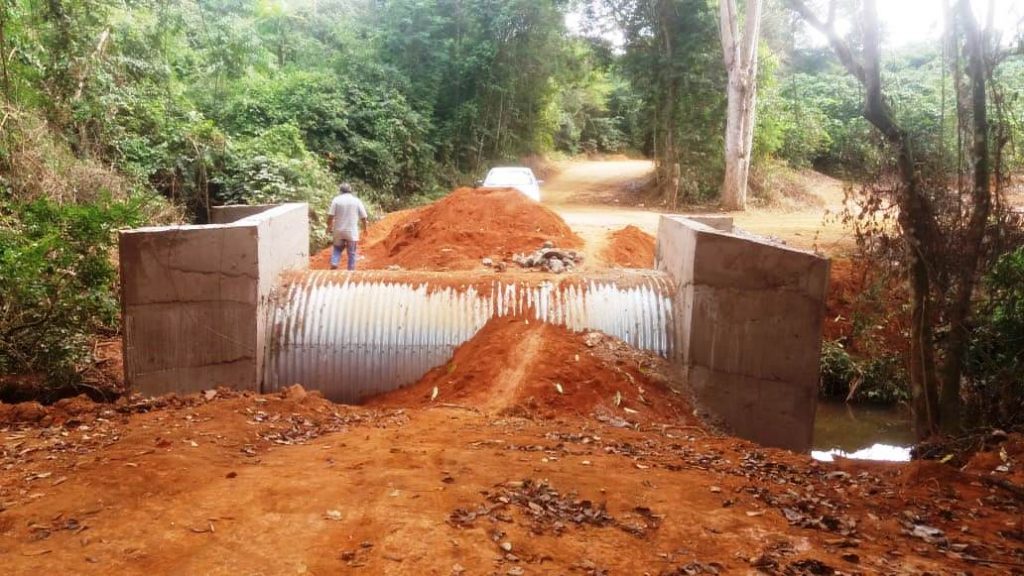 construçao ponte Bem Posta