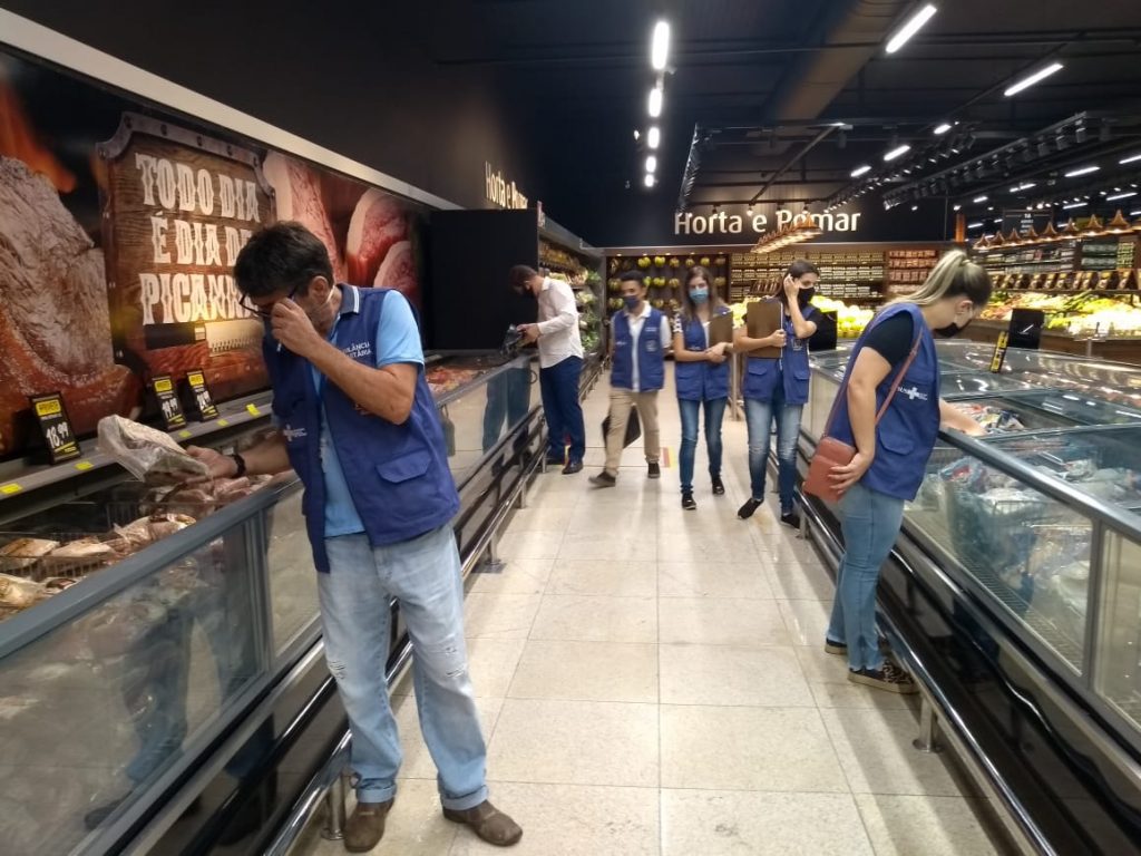 Fiscaliza supermercado Vigilancia e Procon