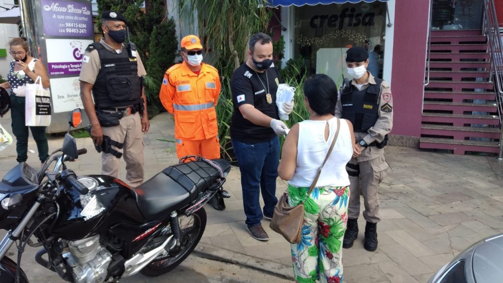 Minas Consciente Manhuaçu Onda Roxa COVID-19