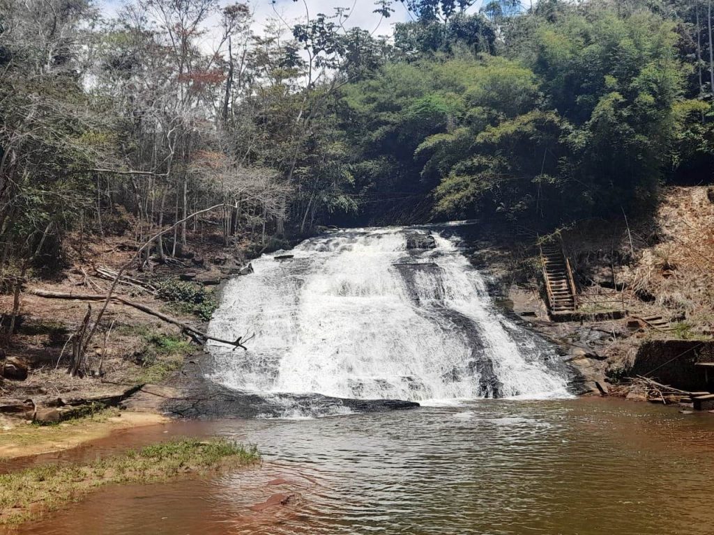 caminhada pelas aguas 