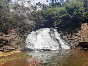 caminhada pelas aguas