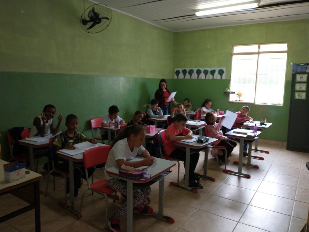 Jaguarai escola