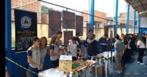 Feira Regional de Tecnologia e Inovação Robótica Educacional Manhuaçu