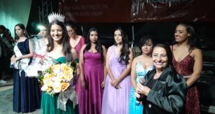 Desfile Rainha do Cafe Luisburgo